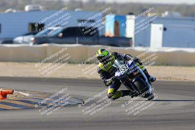 media/Dec-18-2022-SoCal Trackdays (Sun) [[8099a50955]]/Turn 2 (950am)/